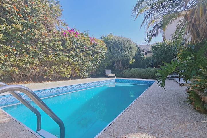 Villa für 4 Personen, mit Garten - 1