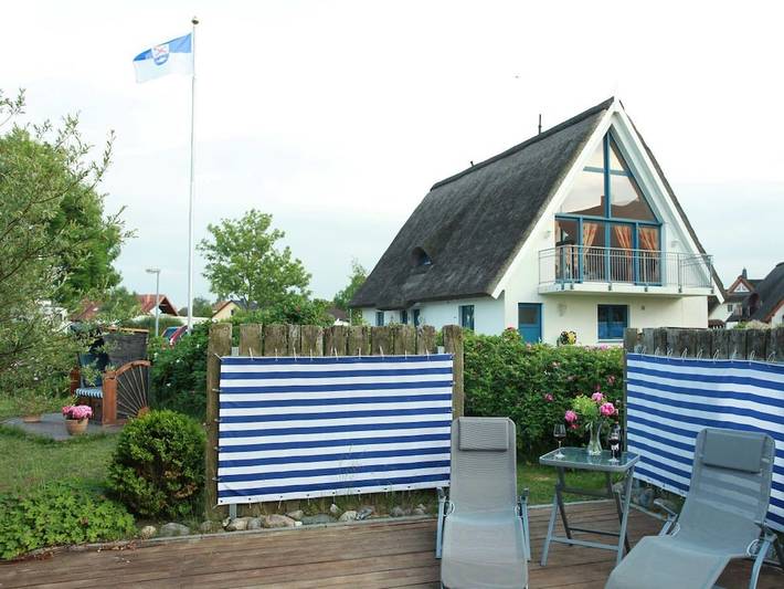 Ferienhaus mit Meerblick für 6 Personen, mit Garten in Börgerende-Rethwisch - 2