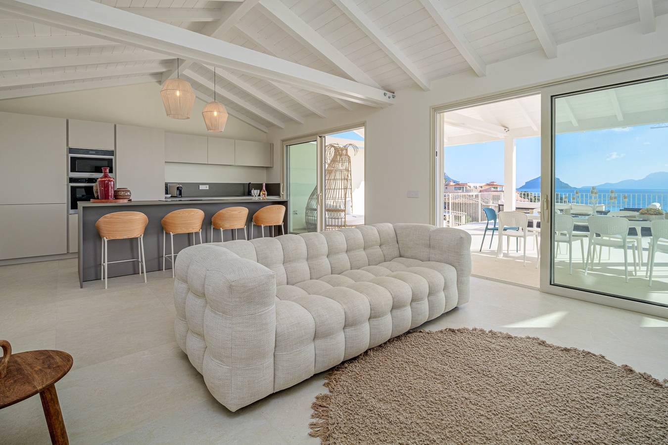 Villa 'Cala Luna' avec terrasse vue mer, Tv et climatisation in Baia Caddinas, Golfo Aranci