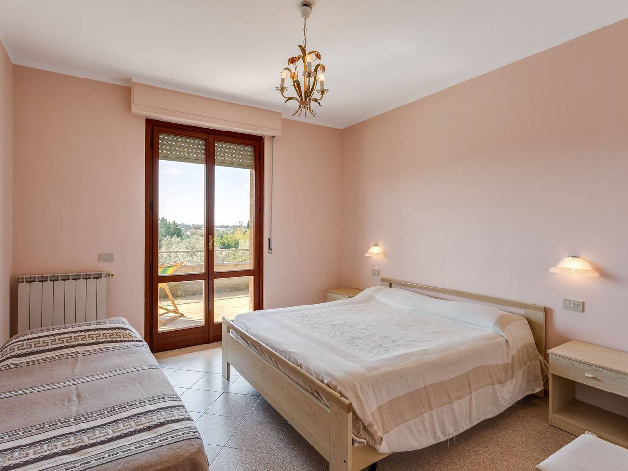 Ganze Wohnung, Ruhiges Apartment mit Seeblick in Tuoro sul Trasimeno, Lago Trasimeno