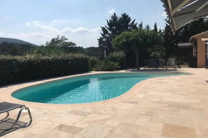 Villa pour 8 personnes, avec jardin - 1