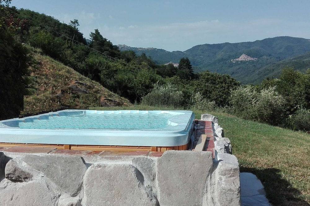Casa vacanza a Pescia a partire da 64€ a notte