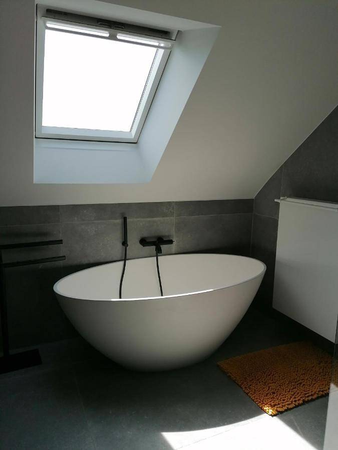 Location de vacances pour 6 personnes, avec piscine ainsi que jardin et vue à Sprimont - 4