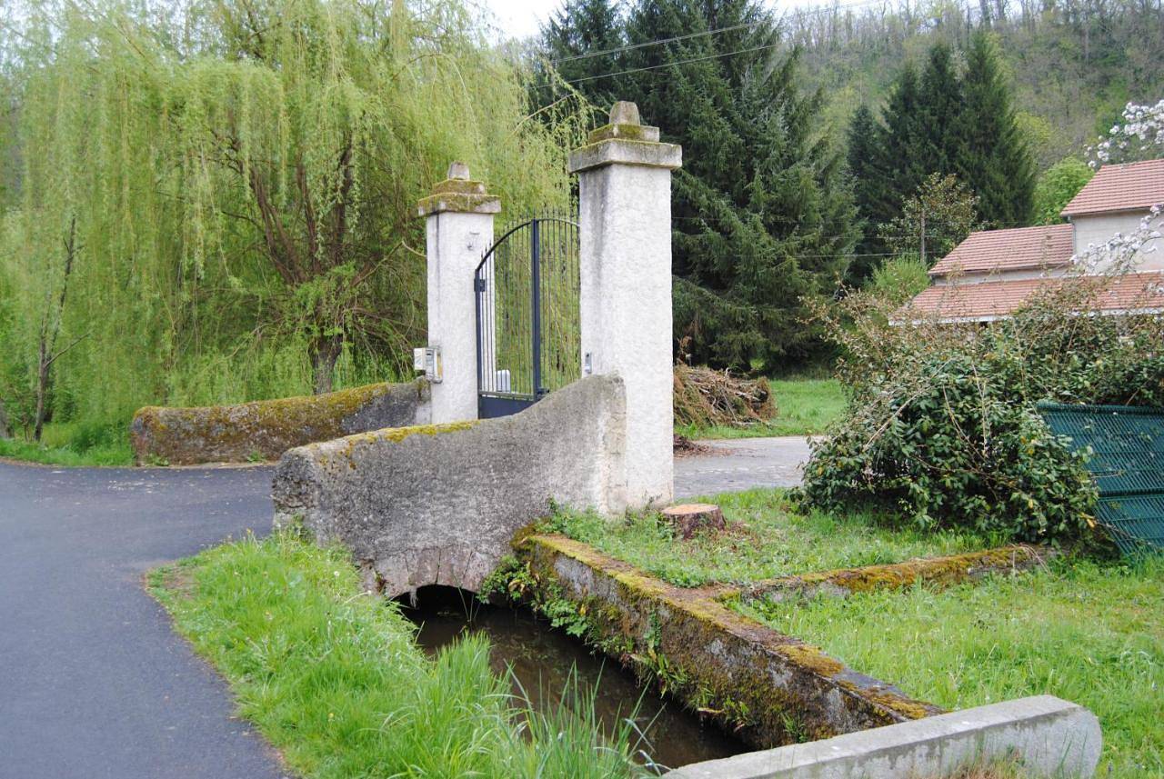 Moulin de rouchillou in Saint-Martial-de-Valette, Parc naturel régional Périgord-Limousin