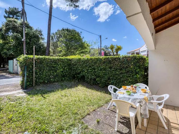 Gîte pour 4 personnes, avec terrasse dans Plage du Platin - 3