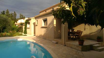 Cottage pour 2 personnes, avec piscine à Juvignac