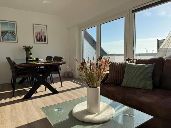 Ferienwohnung für 4 Personen, mit Balkon und Terrasse in Lensterstrand - 2