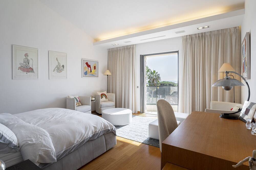 Villa Bellevue in Saint-Jean-Cap-Ferrat, Mediterranean Coast (France)