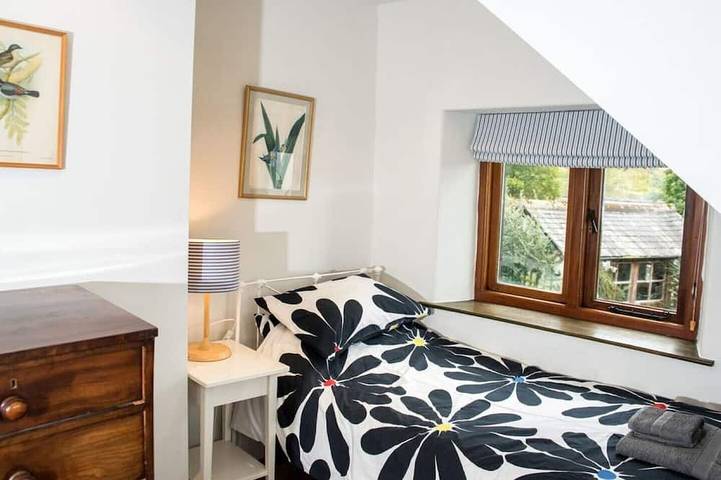 Détaché, Cottage confortable avec de fabuleuses vues sur la montagne in Lake District