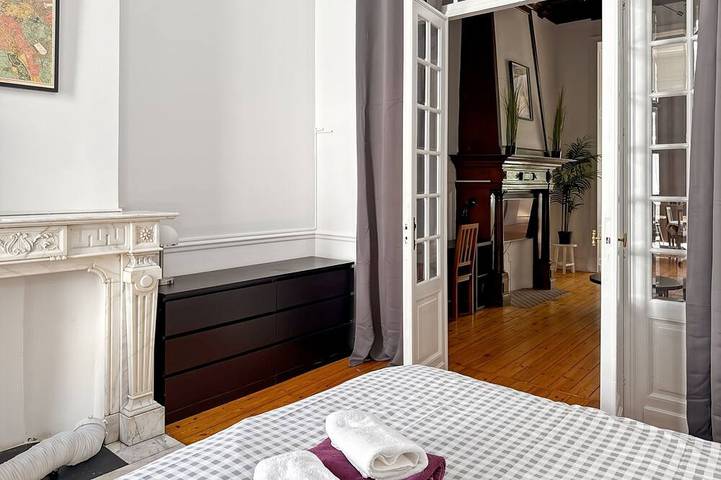 Entire apartment, Brugman area self check in apartment for 5 in Forest-Vorst, Flanders