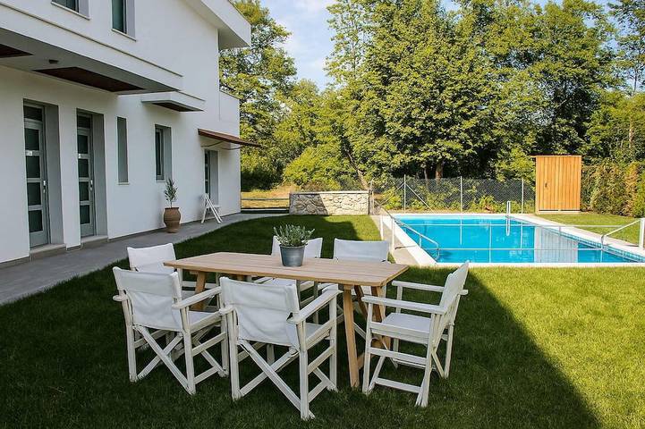 Ferienwohnung für 4 Personen, mit Pool und Garten in Chalkidiki