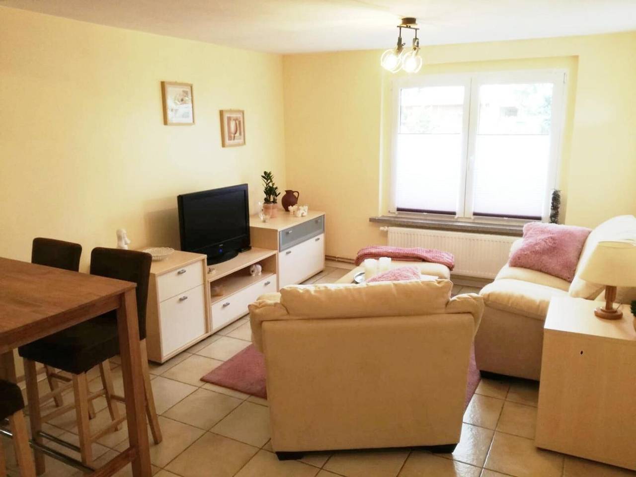 Casa de vacaciones "Kleine Auszeit" con terraza compartida, jardín privado y Wi-Fi in Bleicherode, Región de Nordhausen