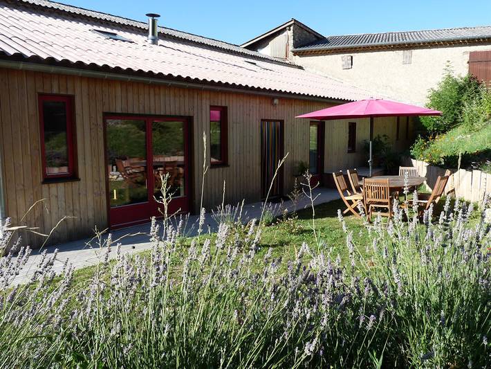 Gîte pour 6 personnes, avec jardin et terrasse