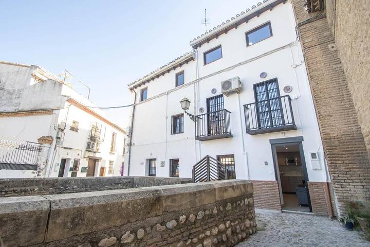 Casa de vacaciones para 5 personas, con terraza y vistas en Granada