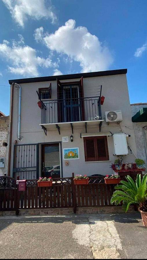 Two-Bedroom House in Mondello, Palermo