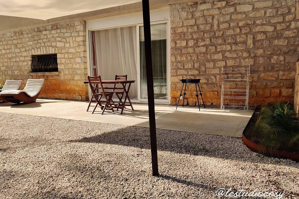 Ganze Wohnung, Sweet studio in the heart of Provence in Piolenc, Vaucluse