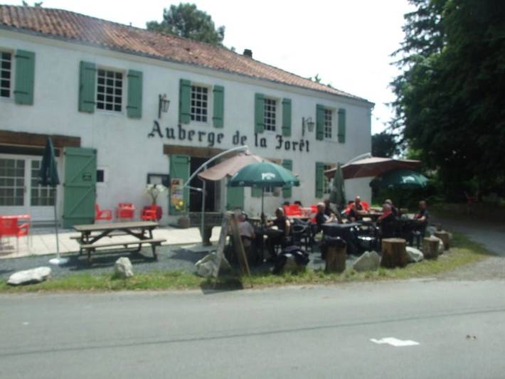 Location de vacances pour 4 personnes, avec jardin et vue à Mervent - 4