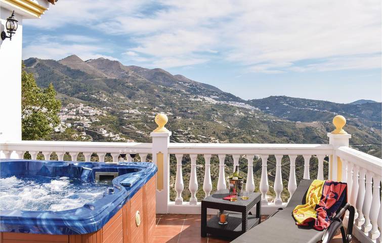 Casa de vacaciones para 9 personas, con terraza y jardín - 1