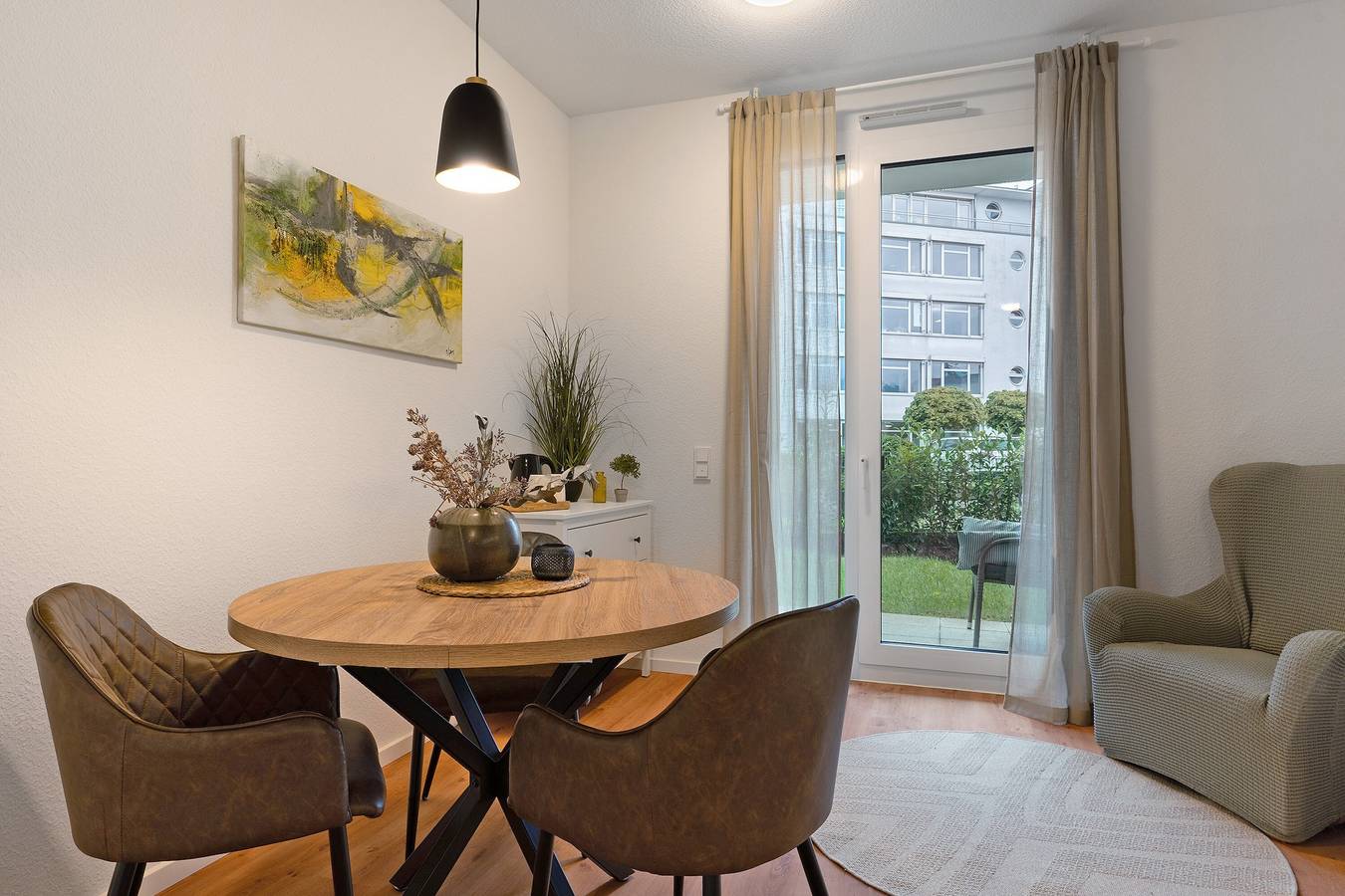 Ganze Wohnung, Ferienwohnung 'Km Style Nr 2' mit Gemeinschaftsterrasse, Balkon und Wlan in Wiehre (Freiburg), Freiburg