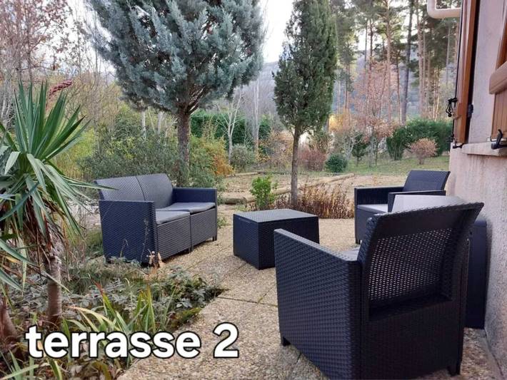 Location de vacances pour 5 personnes, avec terrasse à Plan-d'Aups-Sainte-Baume - 2