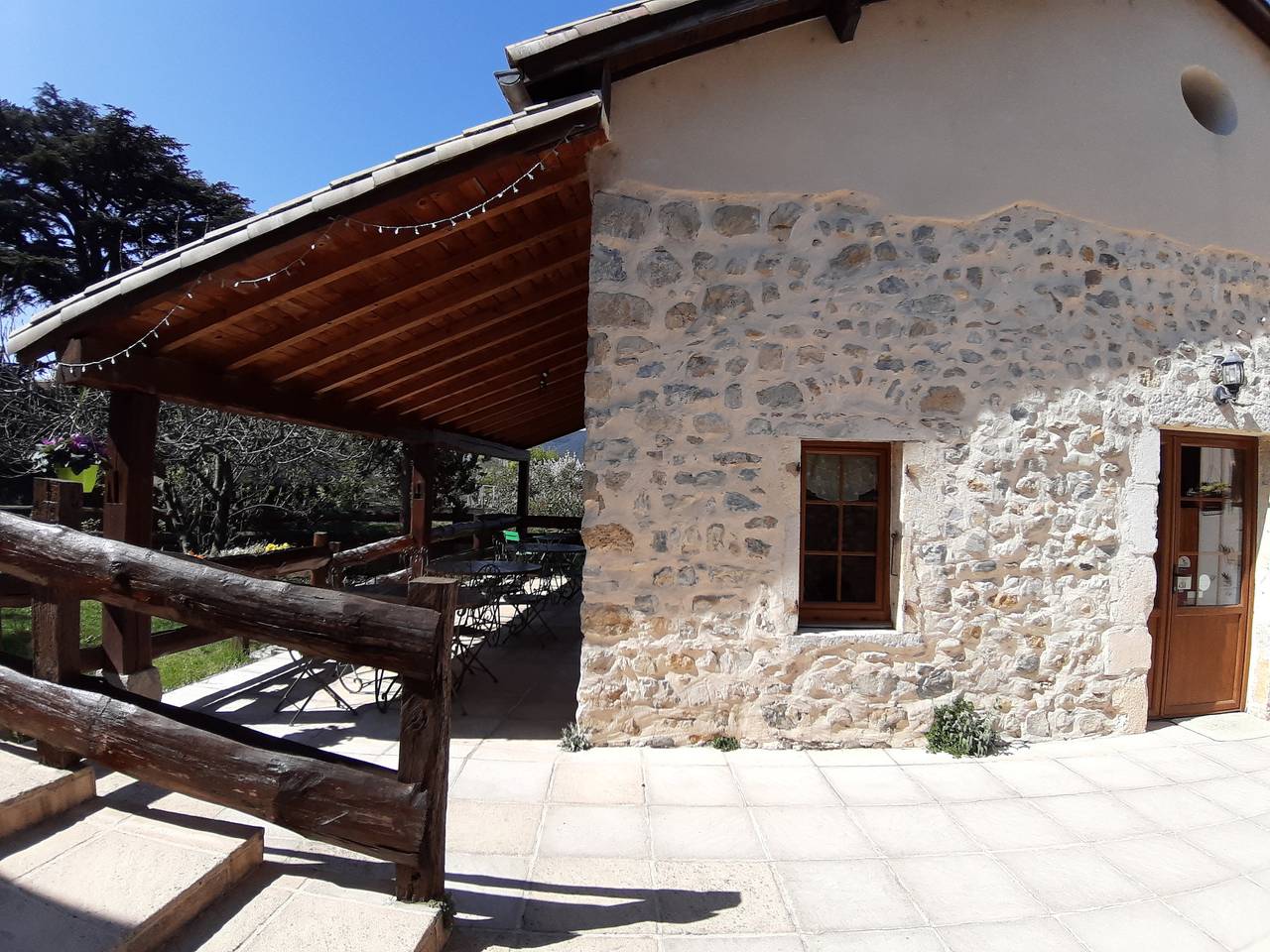 Chambres et tables d'hôtes Au Fil de Leyne - Lavande in La Coucourde, Région de nyons