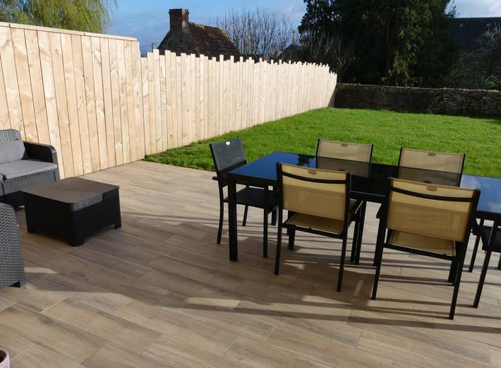 Gîte pour 8 personnes, avec terrasse et jardin à Quettehou - 4