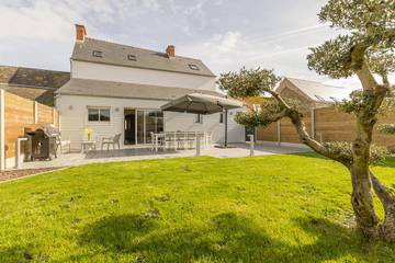 Maison De Vacances pour 10 Personnes dans Saint-Vaast-la-Hougue, Cotentin, Photo 1