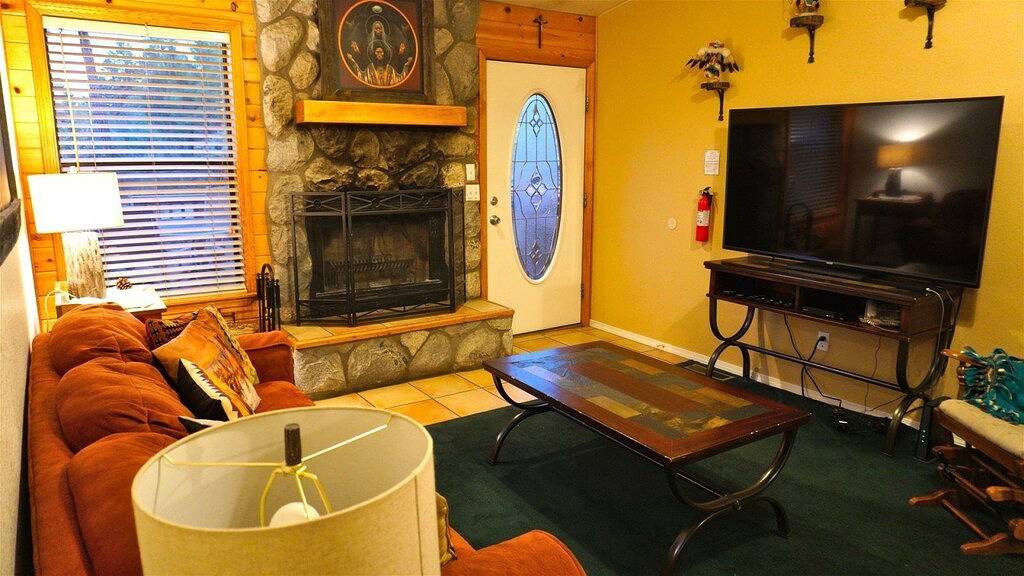 Hügel-Kabine - gemütliche Kabinen-Immobilien, Llc. in Ruidoso, Ski Apache