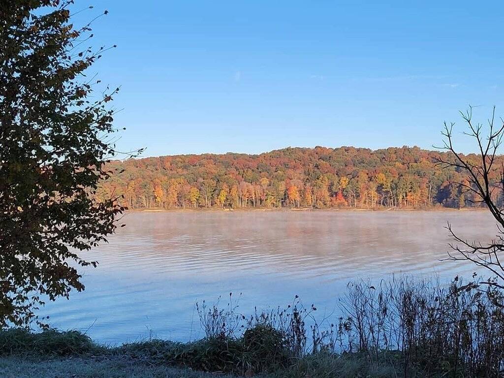 Log Cabin 5 at Osborn Boat Ramp on Patoka Lake in Patoka Lake