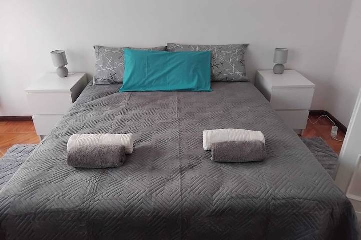 Ganze Wohnung, \"Valeri\" Vacation Rental in Sondrio - Peaceful Stay Near City Center in Sondrio (Stadt), Sondrio
