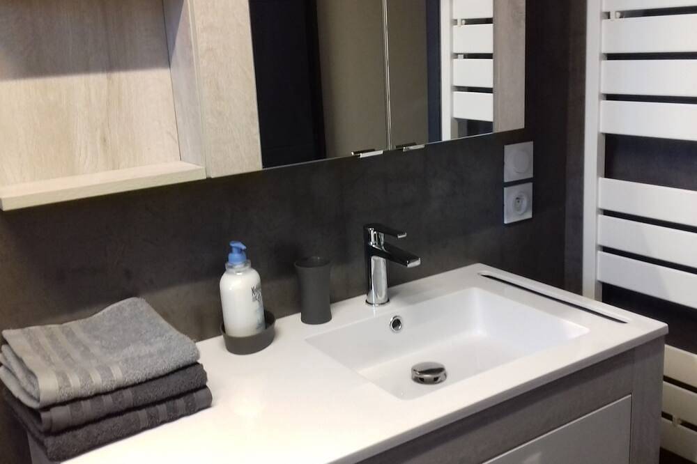 Hütte \"le bois du loup\" in brocéliande in Paimpont, Rennes und Umgebung