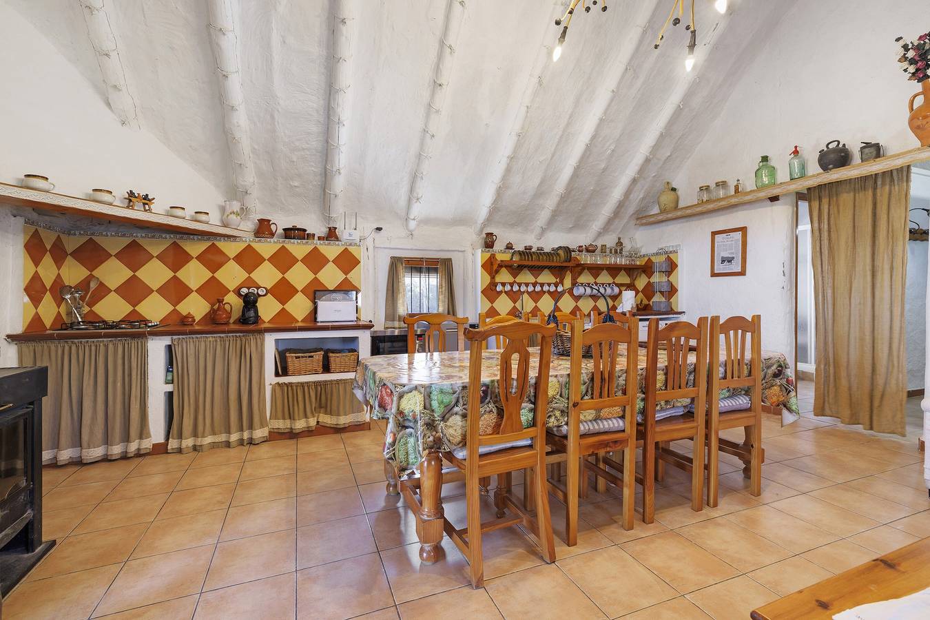 Casa de vacaciones 'La Barraca Den Salvador' con terraza privada, jardín privado y Wi-Fi in Tierras del Ebro, Delta del Ebro