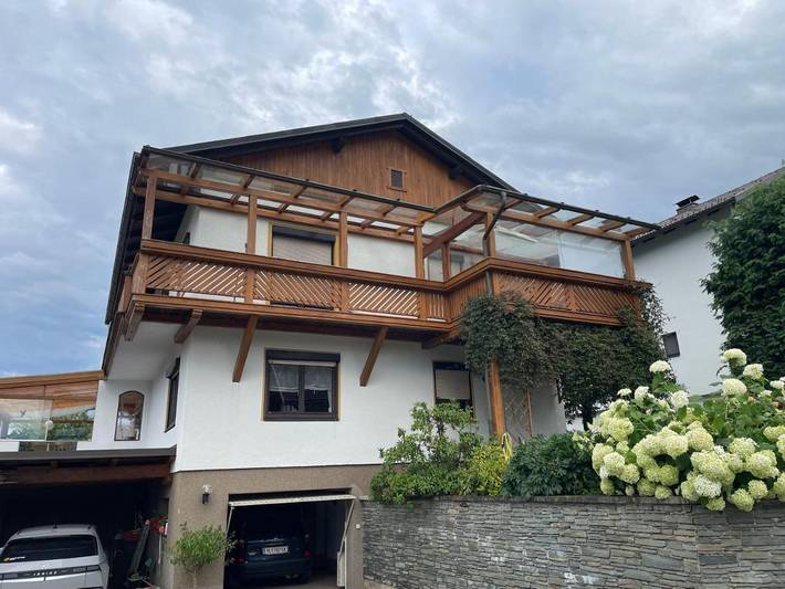 Ferienwohnung für 4 Personen, mit Balkon und Terrasse sowie Garten und Ausblick in Wernberg