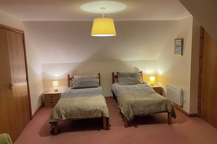 4 bedroom house with large garden  in Cairngorms -  ideal for families in Nethy Bridge, Highlands
