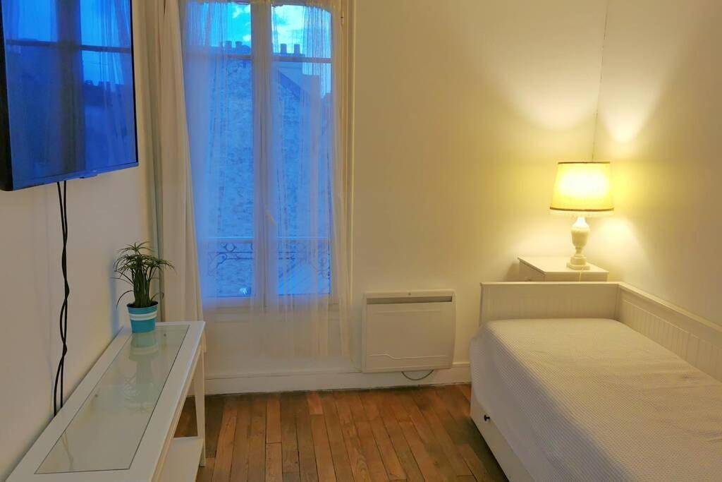 Appartement entier, One-Bedroom Apartment in Saint-Germain-en-Laye, Yvelines