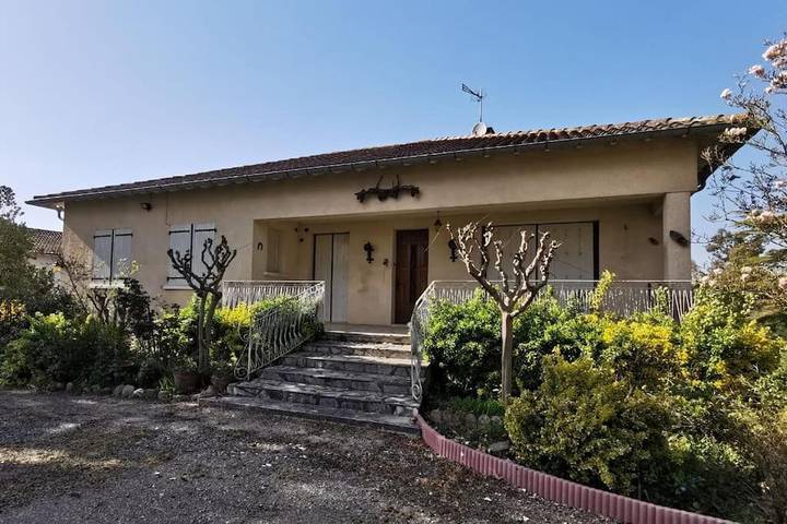 Location de vacances pour 16 personnes, avec jardin à Gaillac - 2