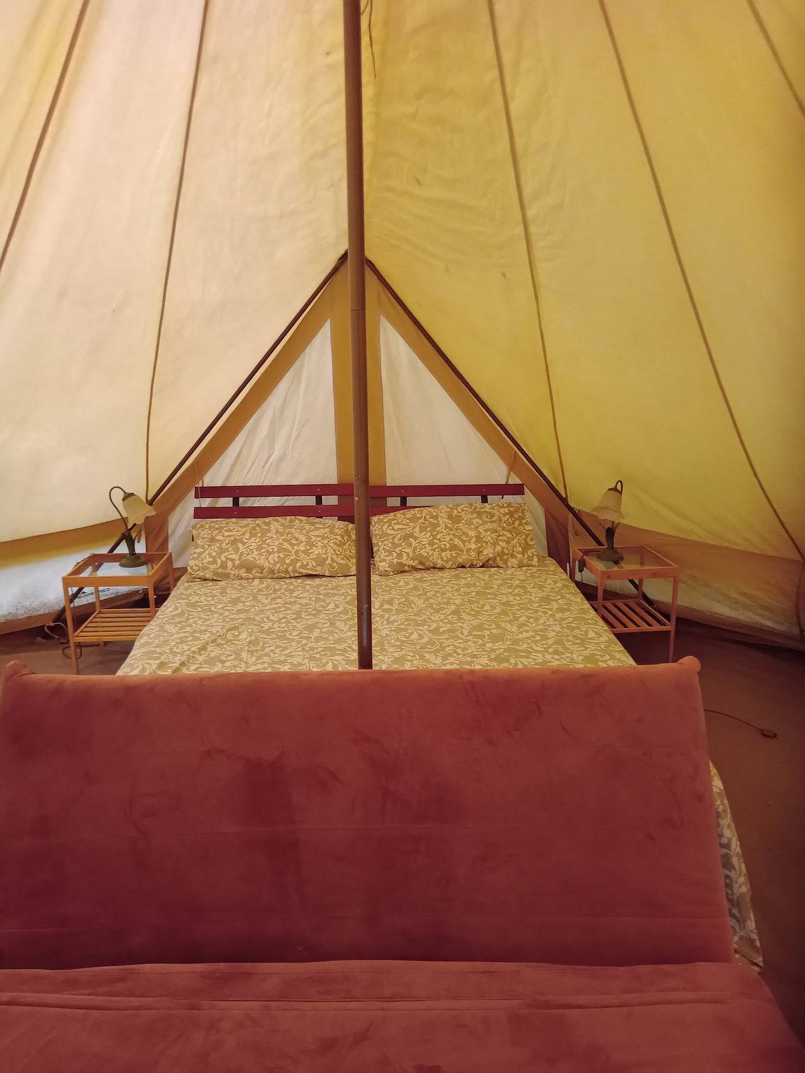 Glamping C Selva Tenda Quercia con Bbq e piscina condivis e Wi-Fi in Bene Lario, Provincia di Como