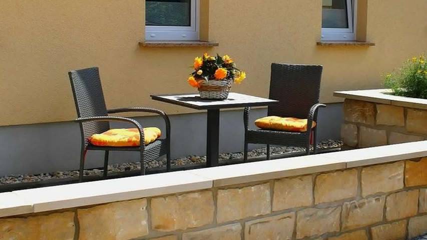 Ferienwohnung für 2 Personen, mit Terrasse in Lohmen (Sachsen)