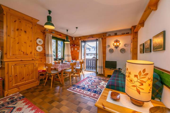 Ganze Wohnung, Casa Cisi ski in-Ski out 20m in Livigno (Stadt), Livigno