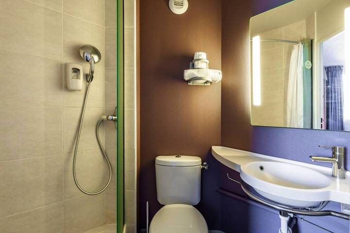 Hôtel pour 2 personnes, animaux acceptés à Ollioules - 3