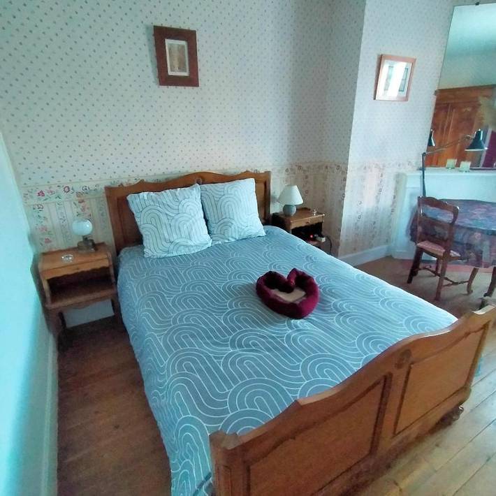 Cottage pour 2 personnes, avec jardin et vue à Presly