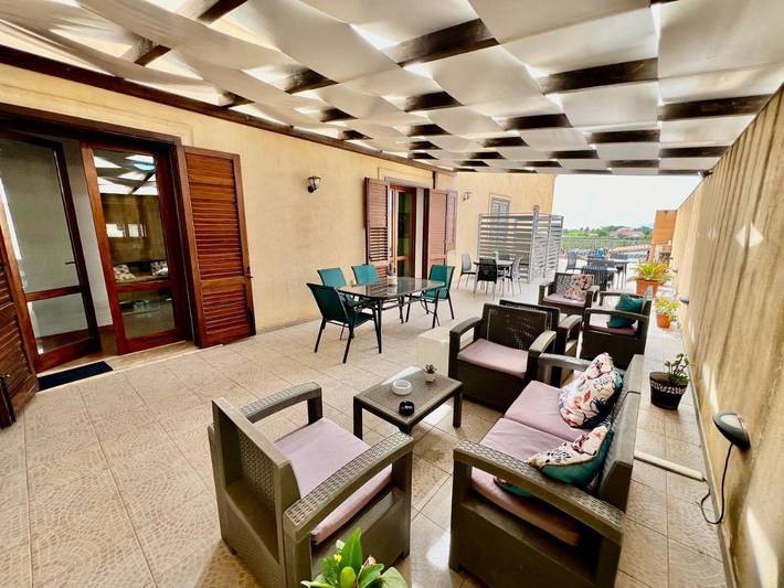 Chambre d’hôte pour 3 personnes, avec vue ainsi que jardin et piscine à Marsala - 4