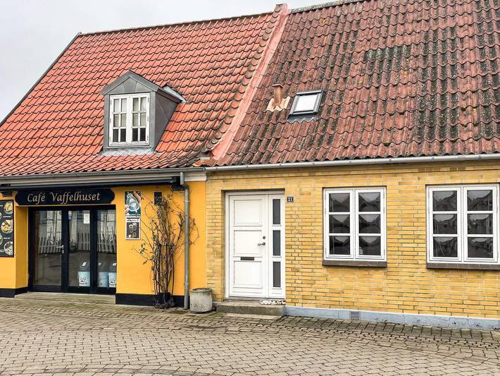 Feriehus for 6 personer, med Terrasse og Hage i Marstal