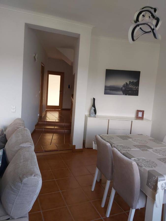 Location de vacances pour 8 personnes, avec vue et jardin à Santa Maria da Feira - 4