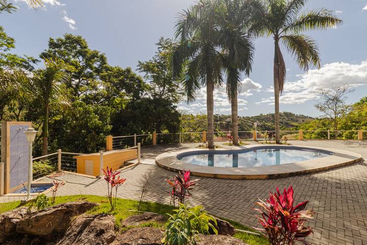 Casas e apartamentos de temporada para 8 pessoas, com balcão em Jacareí