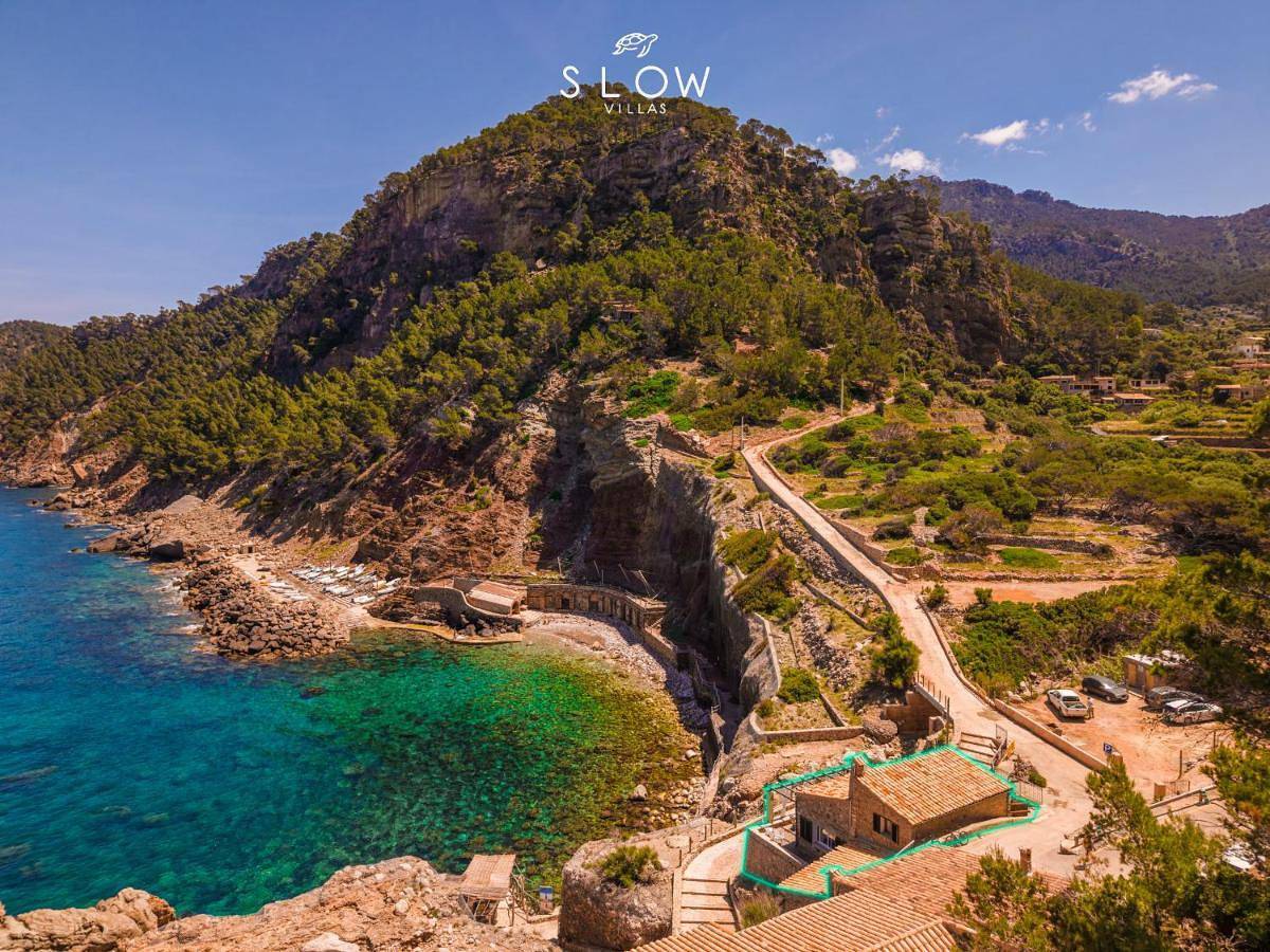 Cala Estellencs Beach House by Slow Villas in Cala d'Estellencs (Estellencs), Estellencs
