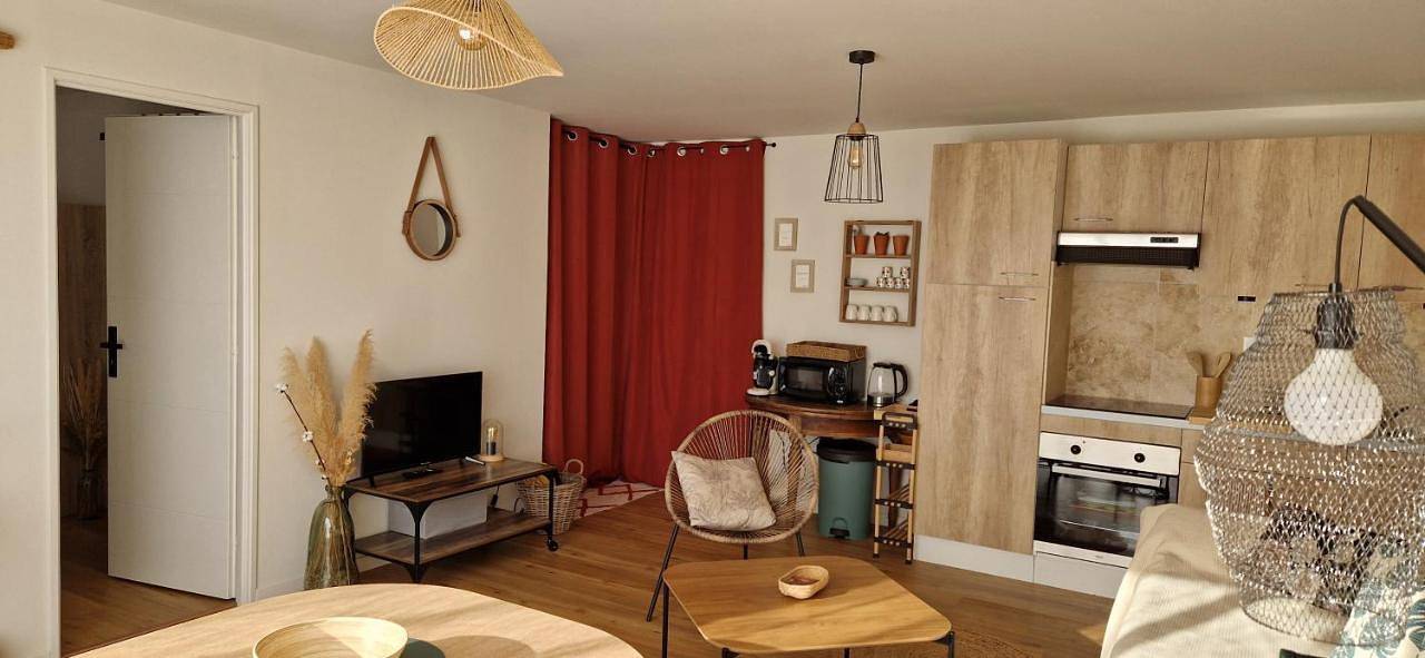 Appartement entier, Au p'tit soleil - Charmant T2 en Provence in Barjols, Région de Brignoles