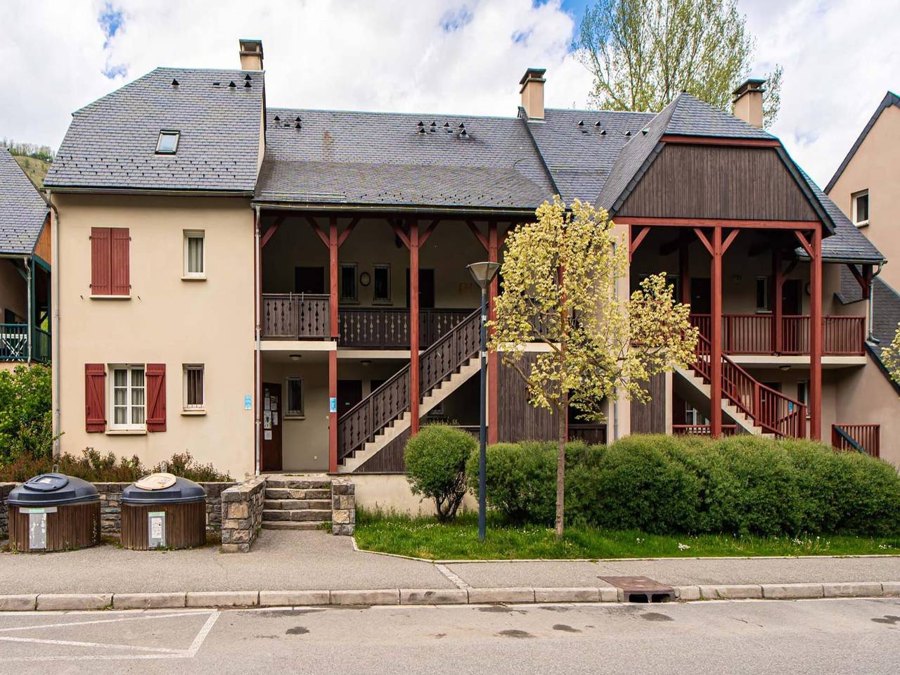 Apartamento entero, Base alpina funcional para 8 huéspedes. in Loudenvielle, Pirineos franceses