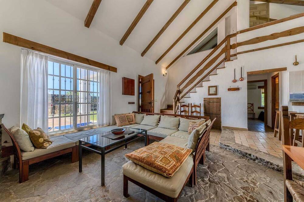 Casa Zahora - extended families' first choice! in Playa del Faro de Trafalgar, Barbate