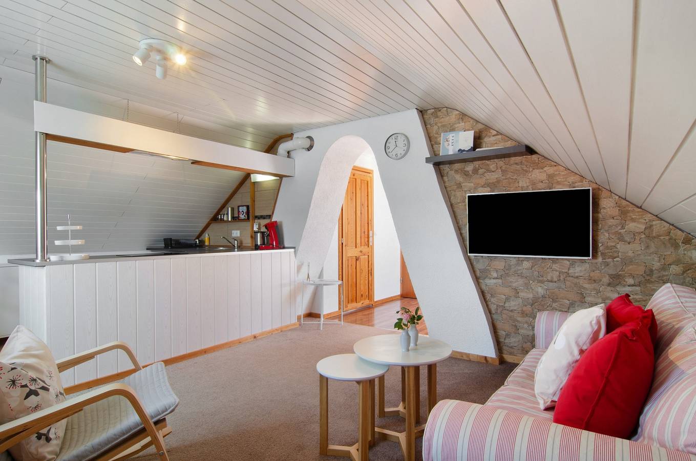 Ganze Wohnung, Ferienwohnung*** 'mit 40qm' mit Gemeinschaftsgarten und Wi-Fi in Radolfzell, Radolfzell am Bodensee